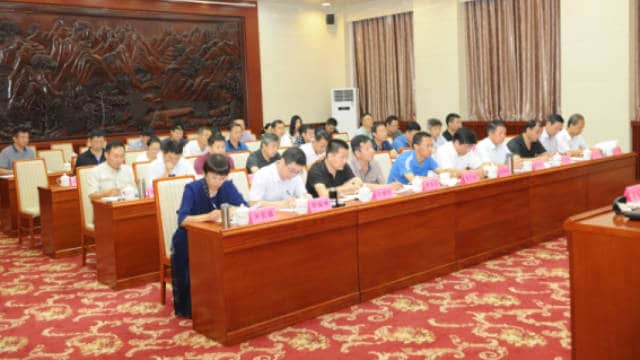 キリスト教の問題は、2018年8月に河北省で開催された省会議で重大な政治課題として取り上げられた。