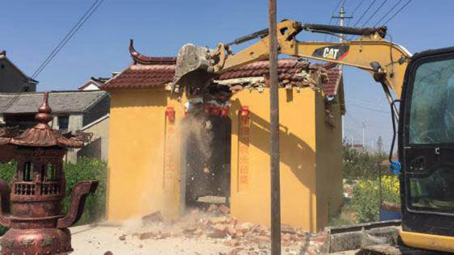 江蘇省の高郵市では26日間で6,000近い土地廟が取り壊された。（インターネット画像）